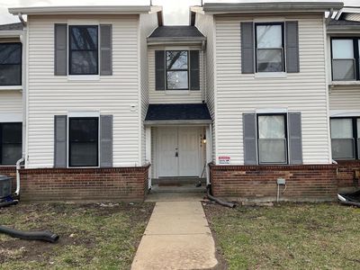6466 White Cap Ln APT A, Florissant, MO, 63033