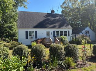 14 Caswell St, South Kingstown, RI 02879