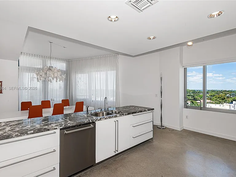 6101 Aqua Ave #702 — Photo 12