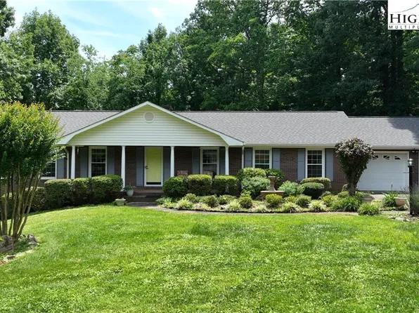 299 Edgewood Ridge Road, Wilkesboro, NC 28697