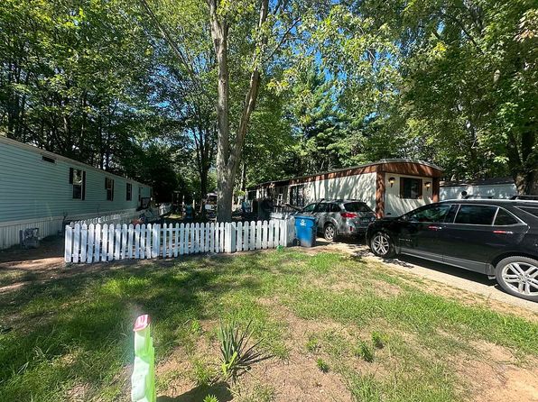 14745 Calgary Dr