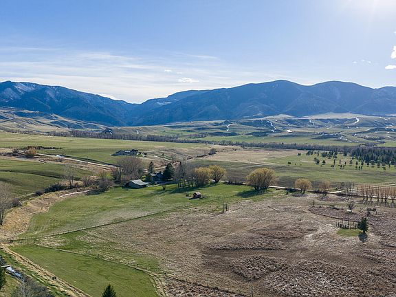 4th image of 1048 Big Goose Rd