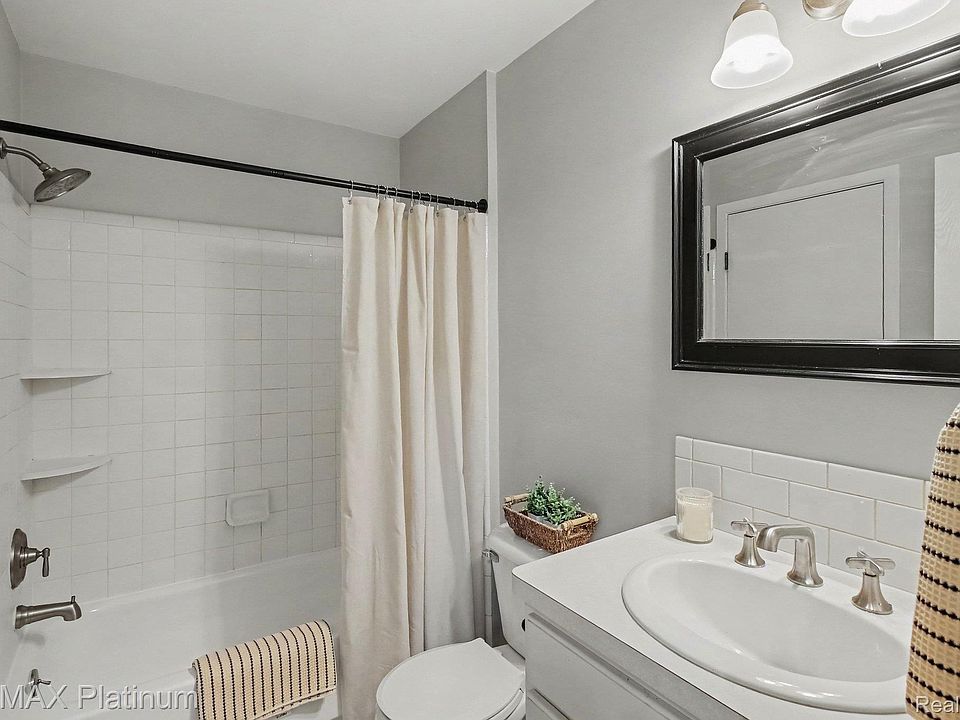405 Water Tower Cir, photo 13