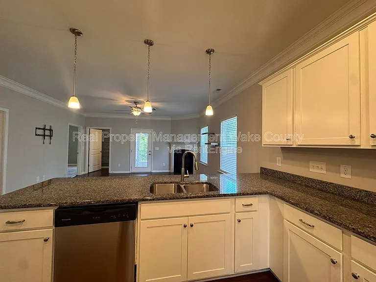 101 Benning Hills Pl — Photo 20