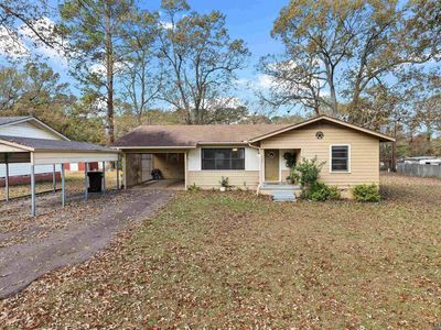 204 S Holly St, Ore City, TX, 75683