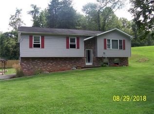 1206 Jefferson Rd, Jefferson, PA 15344