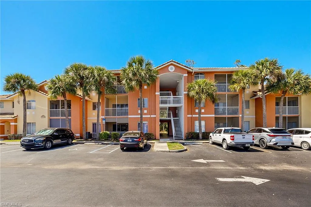 2 bed, 2.0 bath, 1085 sqft, $1,650 — Photo 1