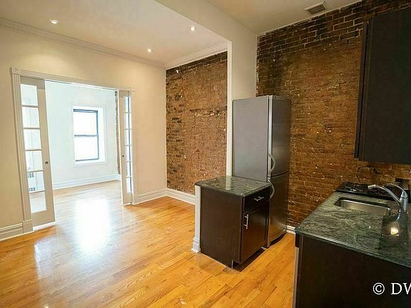 5th image of 344 E 76th St #4A