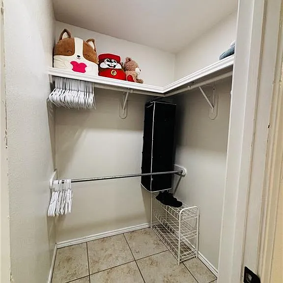 2400 E Brazil St — Photo 16