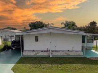 5240 Astrid Dr, Zephyrhills, FL 33541