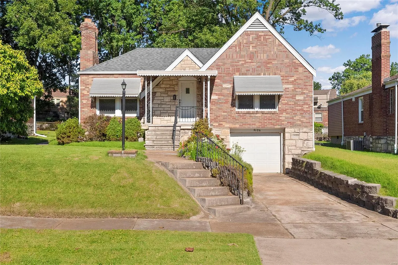 9126 Lucia Dr photo 1