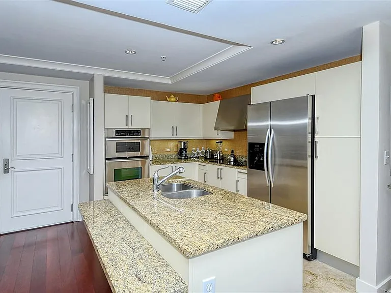 1350 Main St #1202 — Photo 14