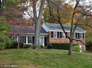 5823 Osceola Rd, Bethesda, MD 20816