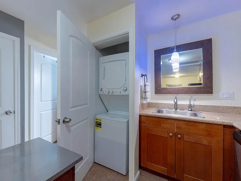 820 Casanova Ave #30 — Photo 5