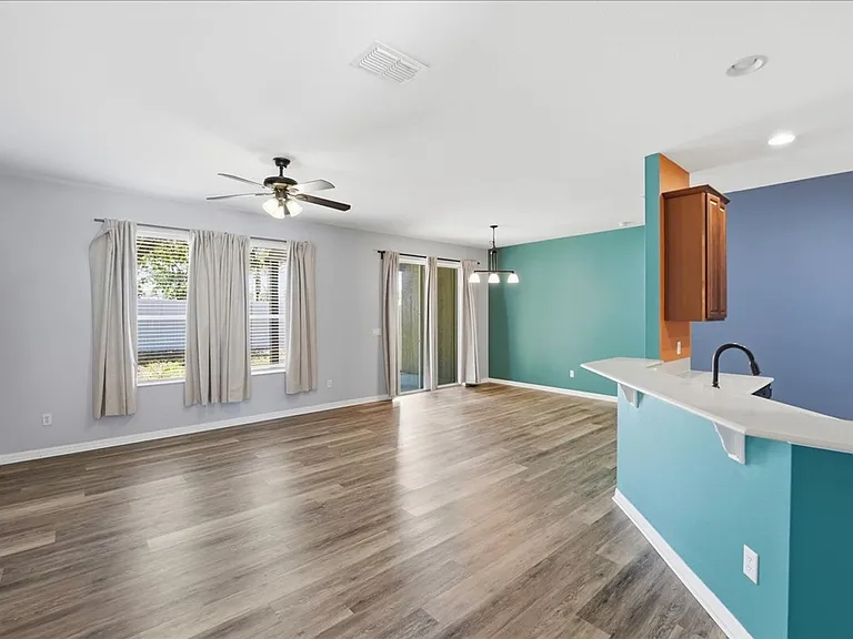 5427 Leighton Ln — Photo 4