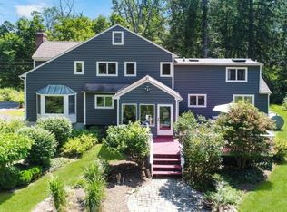 5 Mount Rascal Rd, Hackettstown, NJ 07840