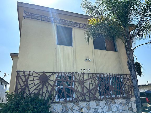 2nd image of 1236 N Westmoreland Ave APT 1
