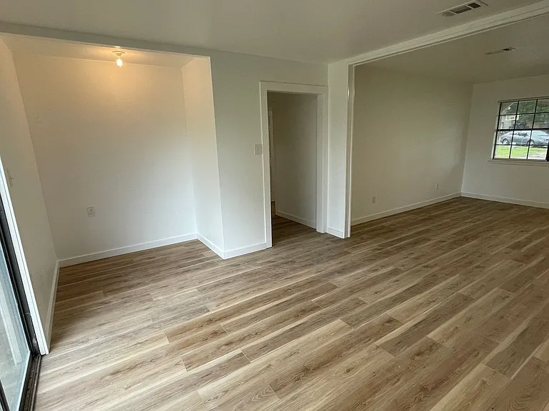 6684 Garvin Dr — Photo 5