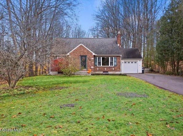 328 Kingsley Road, Burnt Hills, NY 12027