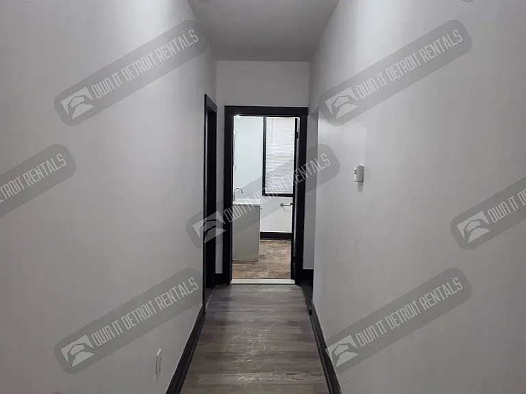2982 Vicksburg St — Photo 7