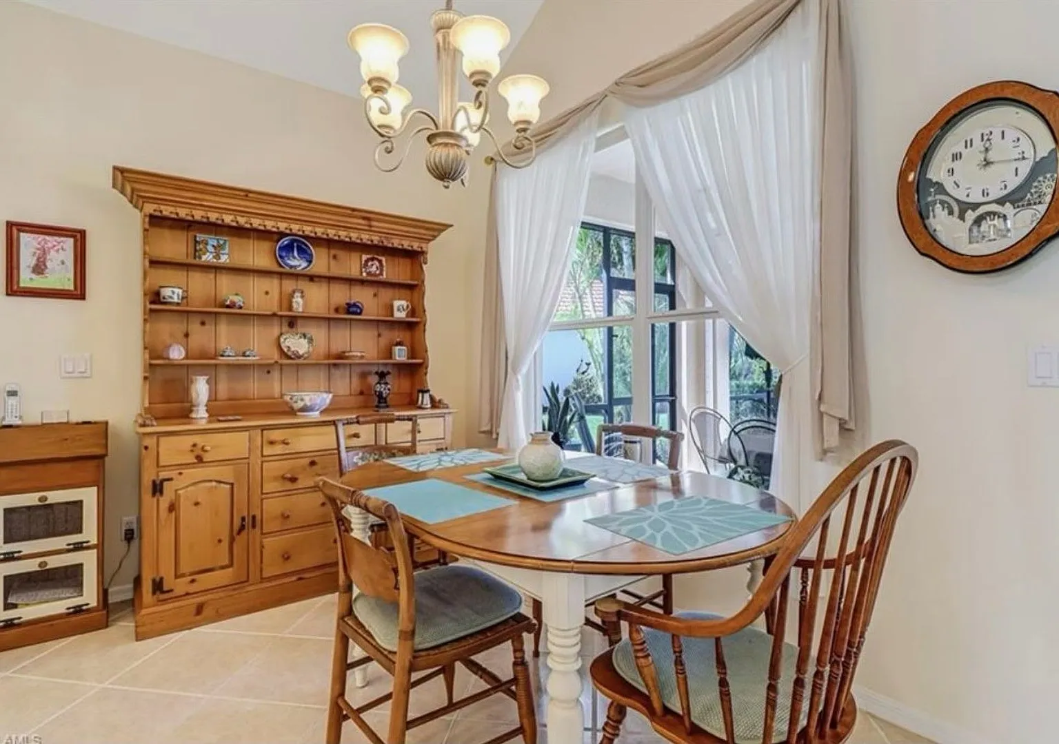 Ask About The Two Weeks Free Single Family Pool Home Unfurnished 3 Bed/2 Bath Lake View Wonderful... — Photo 3