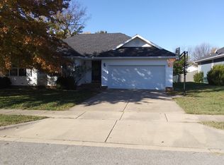 1031 N Shelly Ln, Republic, MO 65738
