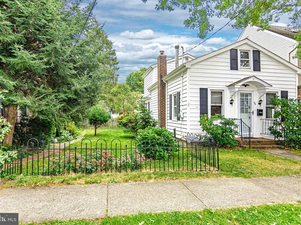 56 S Union St, Lambertville, NJ 08530