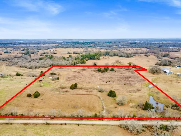 3484 Hackett Branch Rd, Midway, TX 75852