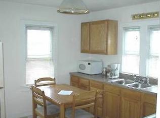 127 W 8th St, Hermann, MO 65041