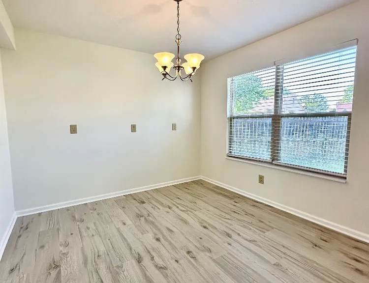 1934 Harvest Meadows Dr S — Photo 3