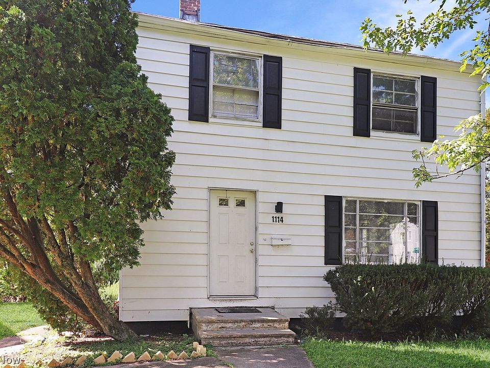 1st image of 1114 Roslyn Ave