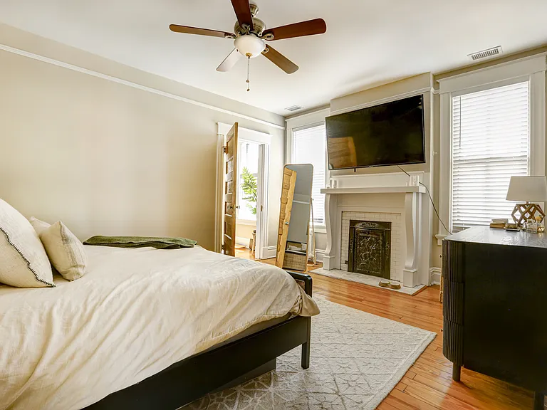 302 N Stafford Ave #B — Photo 13