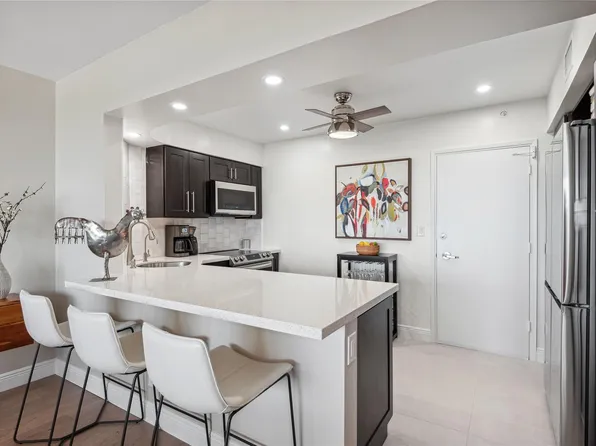 3300 NE 36th Street #1205, Fort Lauderdale, FL 33308
