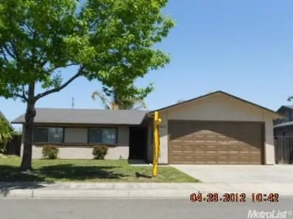 967 Lavon New Ln, Turlock, CA 95380