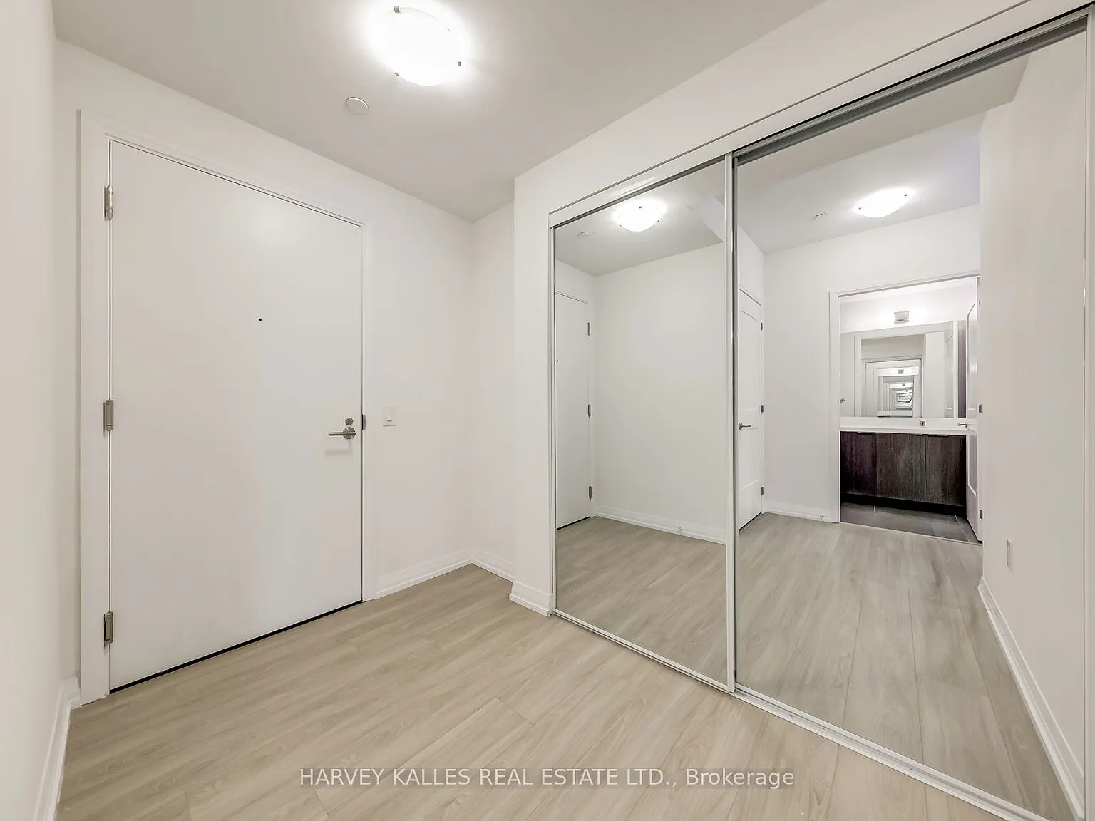 2 bed, $3,500 — Photo 2