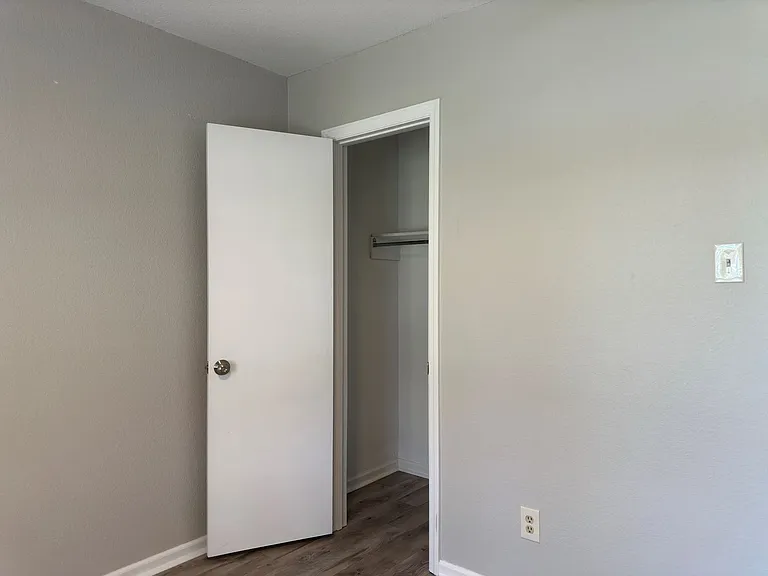 5809 Enid St — Photo 20