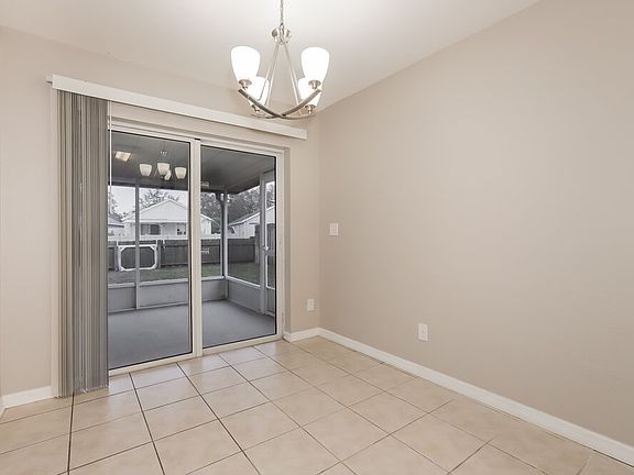 5th image of 7448 Oxford Garden Cir