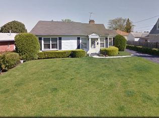 130 Summit Ave, Highwood, IL