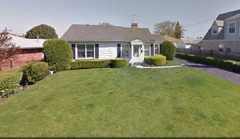 130 Summit Ave photo 1