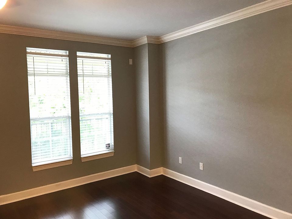 1st image of 415 Saint Francis St #305