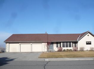 5808 W 26th Ave, Kennewick, WA