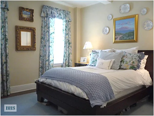 Sold by Brown Harris Stevens | media 21