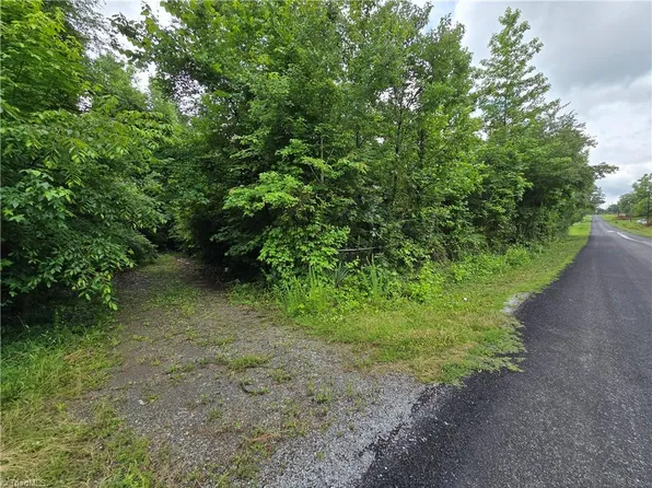224 Swicegood St #59-64, Mocksville, NC 27028