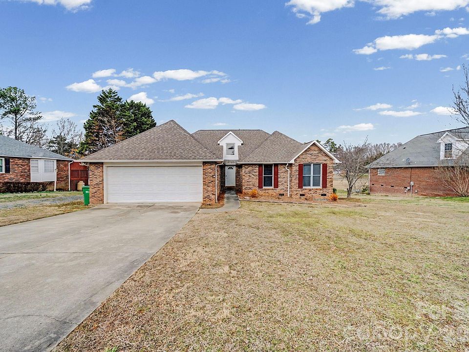 1st image of 794 Hathcock Glen Dr