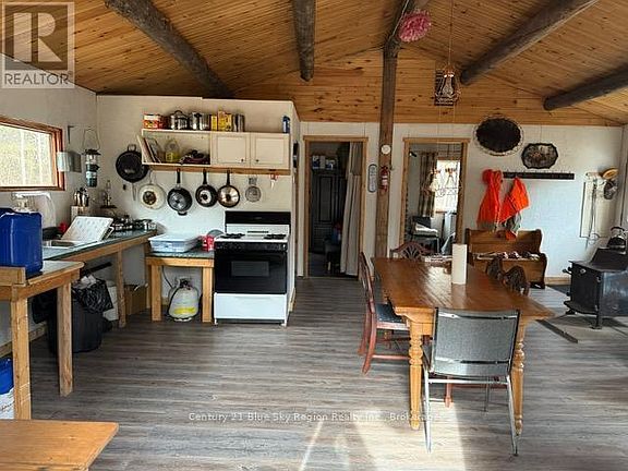 3rd image of Janveau Rd