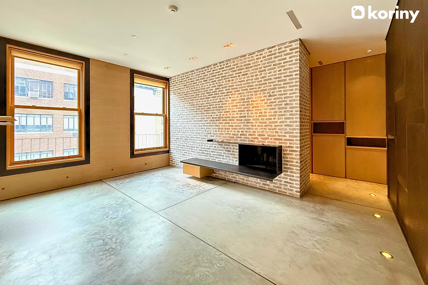 75 Warren Street — Photo 2