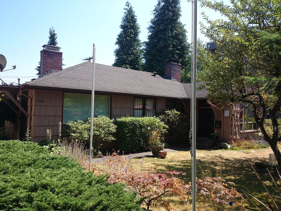 2nd image of 1114B 18th Ave
