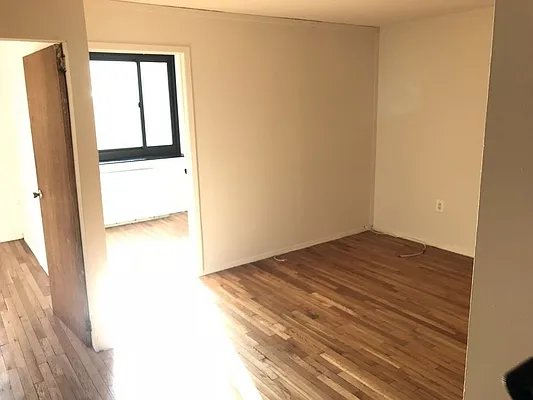 Rented by REAL New York | media 19