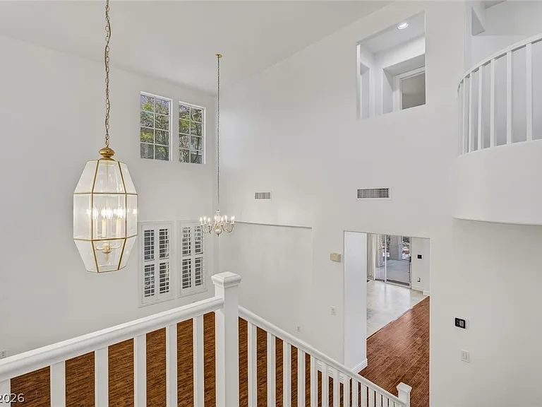3034 Carbondale St — Photo 23