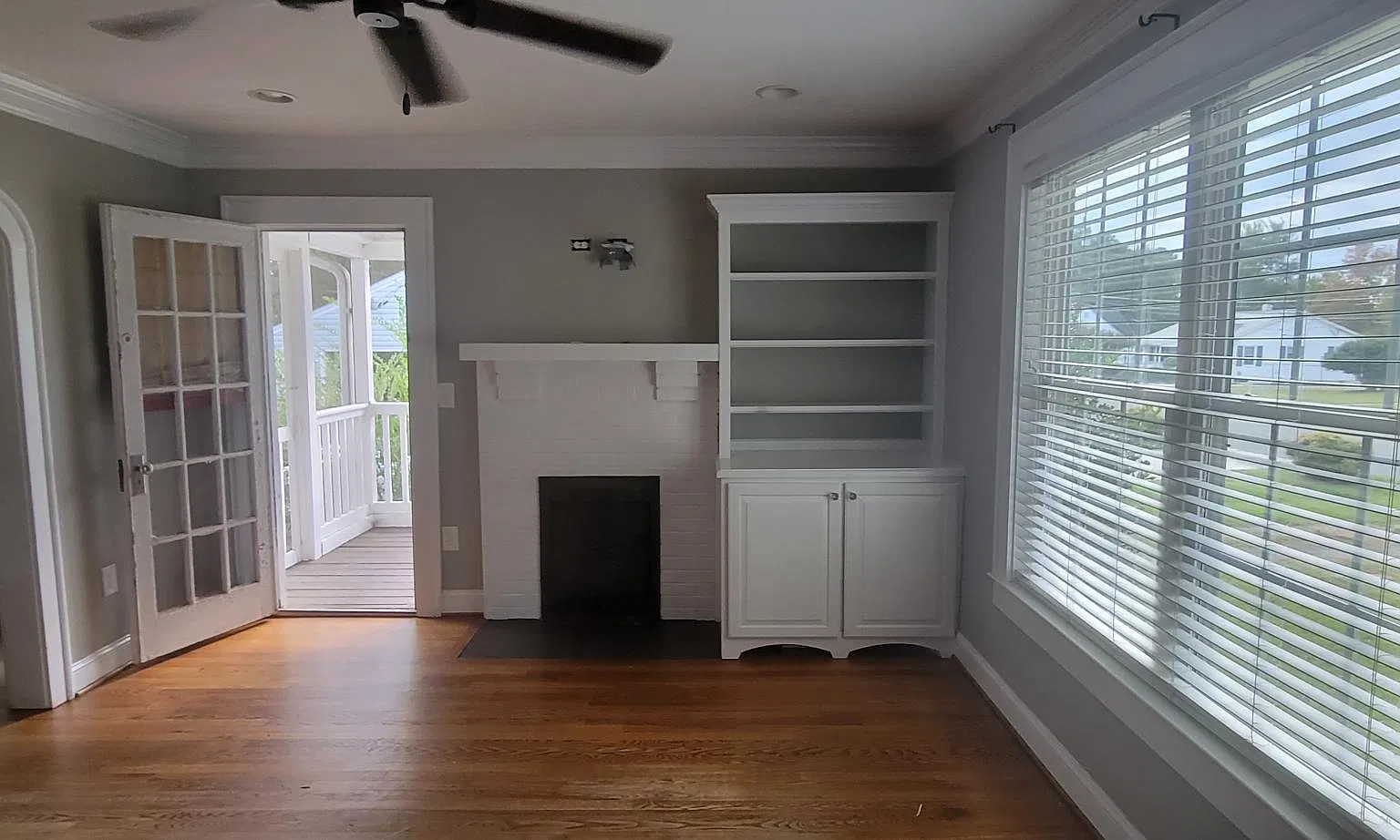 2 bed, 900 sqft, $1,450 — Photo 1